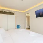 Penthouse Eden * Binz