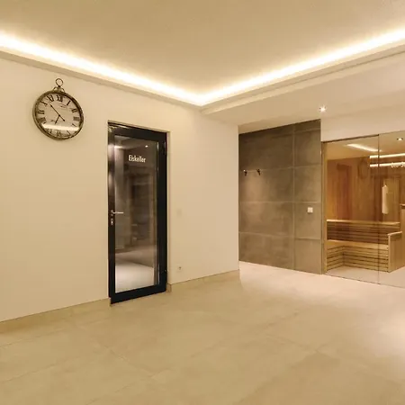 Penthouse Eden Lubkow