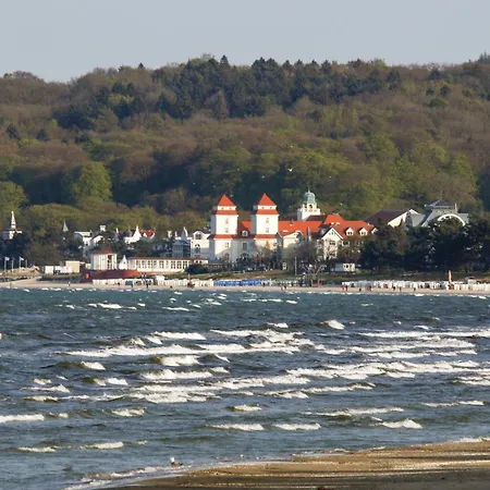 Apartment Penthouse Eden *